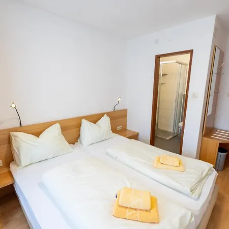 Apartment Gastehaus Leypold *